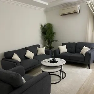 شقه غرفه وصاله بدخول ذاتي بالملقا شقة